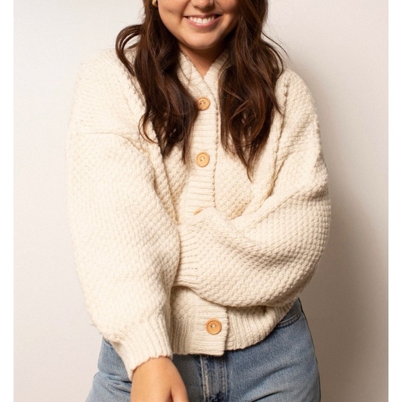 WOL HIDE Box Bomber in Bone - Picture 2 of 13